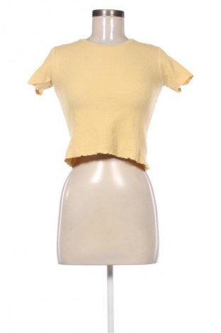Dámská halenka Pull&Bear, Velikost M, Barva Žlutá, Cena  249,00 Kč