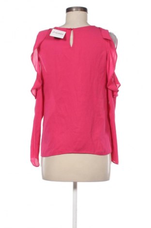 Dámská halenka Pull&Bear, Velikost M, Barva Růžová, Cena  259,00 Kč