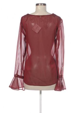 Dámská halenka Rinascimento, Velikost L, Barva Červená, Cena  639,00 Kč