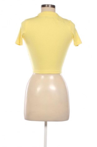 Дамска блуза Sinsay, Размер XS, Цвят Жълт, Цена 6,69 €