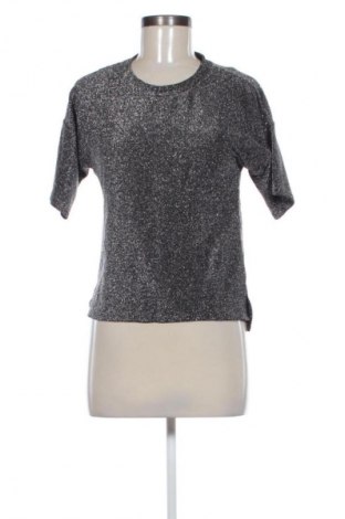 Γυναικεία μπλούζα Sisters Point, Μέγεθος S, Χρώμα Ασημί, Τιμή 6,99 €