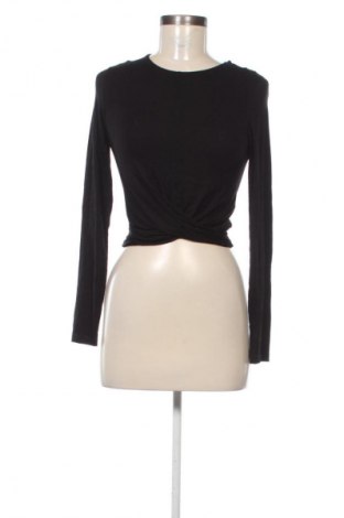 Dámská halenka Stradivarius, Velikost M, Barva Černá, Cena  49,00 Kč