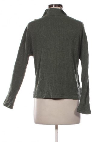 Dámská halenka Stradivarius, Velikost S, Barva Zelená, Cena  119,00 Kč