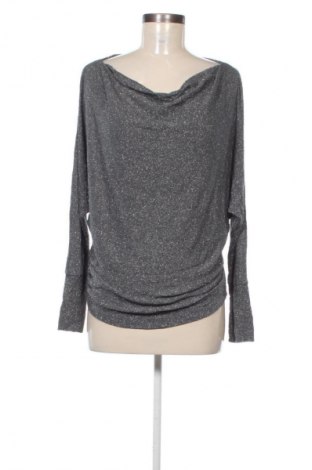 Дамска блуза Unbranded, Размер M, Цвят Сребрист, Цена 2,55 €