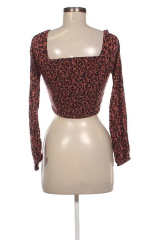 Дамска блуза Urban Outfitters, Размер XS, Цвят Многоцветен, Цена 6,64 €