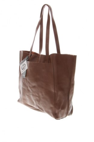 Дамска чанта Basque, Цвят Кафяв, Цена 56,24 €