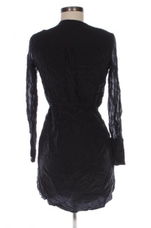 Γυναικείο πουκάμισο Club Monaco, Μέγεθος M, Χρώμα Μαύρο, Τιμή 11,99 €