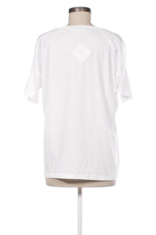 Γυναικείο t-shirt Gina, Μέγεθος XL, Χρώμα Πολύχρωμο, Τιμή 9,00 €