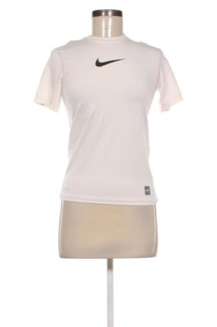 Дамска тениска Nike, Размер S, Цвят Бял, Цена 11,75 €