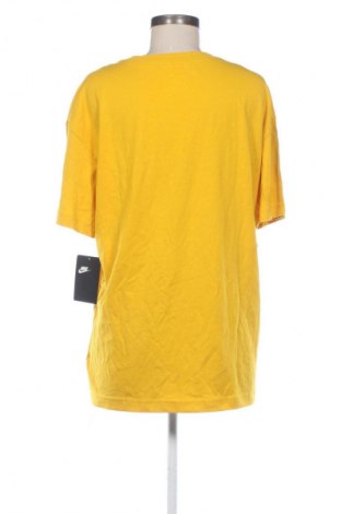 Dámské tričko Nike, Velikost M, Barva Žlutá, Cena  661,00 Kč