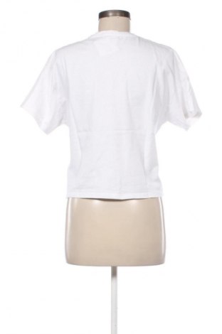 Γυναικείο t-shirt Reserved, Μέγεθος S, Χρώμα Λευκό, Τιμή 9,00 €