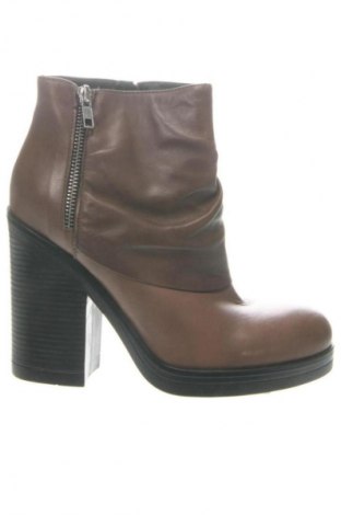 Damskie botki Alesya, Rozmiar 38, Kolor Brązowy, Cena 539,99 zł