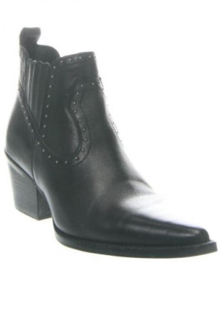 Damskie botki Bronx, Rozmiar 38, Kolor Czarny, Cena 789,99 zł
