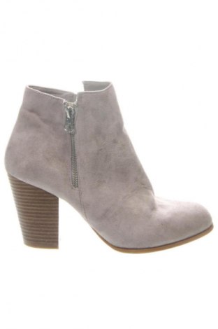 Dámské poltopánky C&A, Veľkosť 40, Farba Sivá, Cena  13,95 €