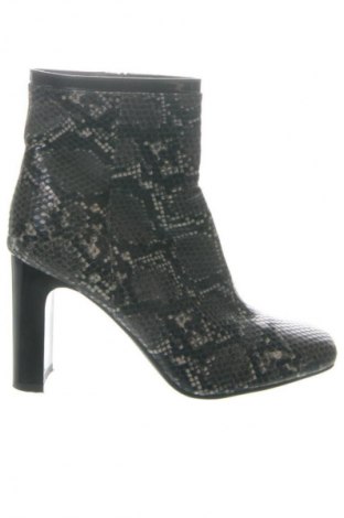 Γυναικεία μποτάκια Catwalk, Μέγεθος 38, Χρώμα Πολύχρωμο, Τιμή 81,99 €