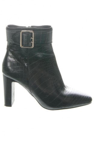 Γυναικεία μποτάκια F&F, Μέγεθος 38, Χρώμα Μαύρο, Τιμή 29,99 €
