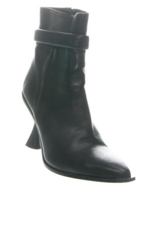 Γυναικεία μποτάκια Grace, Μέγεθος 37, Χρώμα Μαύρο, Τιμή 29,99 €