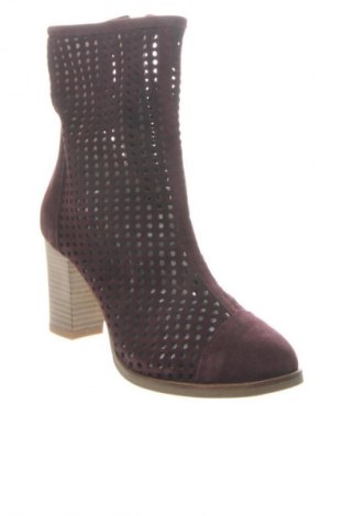 Damskie botki Ingiliz, Rozmiar 37, Kolor Czerwony, Cena 1 676,19 zł