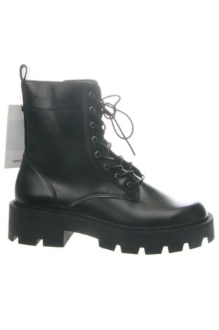 Дамски боти Mango, Размер 41, Цвят Черен, Цена 28,63 €