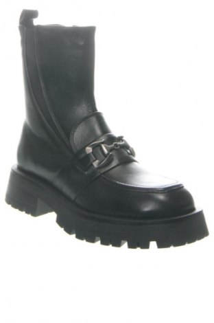 Дамски боти NEWD. Tamaris, Размер 38, Цвят Черен, Цена 107,37 €