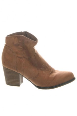 Damskie botki S.Oliver, Rozmiar 37, Kolor Brązowy, Cena 101,99 zł