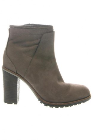 Дамски боти SPM, Размер 39, Цвят Кафяв, Цена 35,79 €