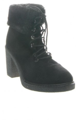 Damskie botki Seastar, Rozmiar 38, Kolor Czarny, Cena 398,99 zł