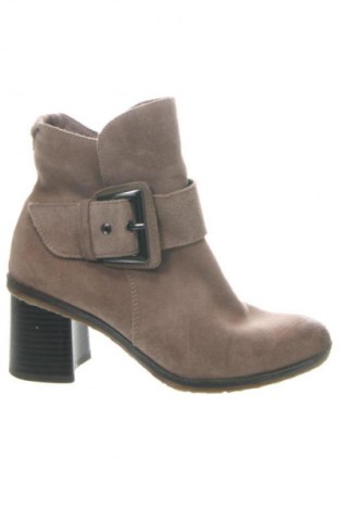 Дамски боти Tamaris, Размер 36, Цвят Кафяв, Цена 26,58 €