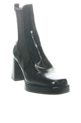 Damskie botki Tamaris, Rozmiar 40, Kolor Czarny, Cena 383,57 zł