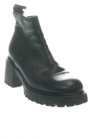 Γυναικεία μποτάκια Unbranded, Μέγεθος 35, Χρώμα Μαύρο, Τιμή 46,99 €