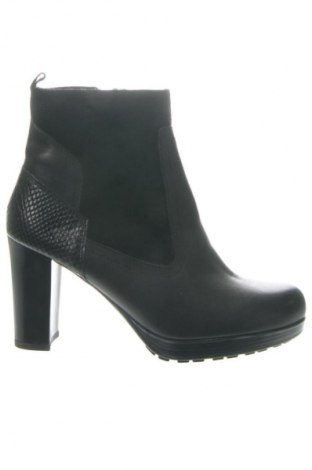 Γυναικεία μποτάκια Unbranded, Μέγεθος 38, Χρώμα Μαύρο, Τιμή 75,29 €