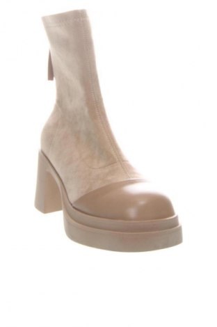Дамски боти Unbranded, Размер 38, Цвят Бежов, Цена 39,36 €