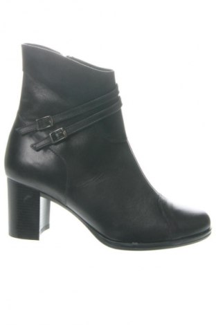 Γυναικεία μποτάκια Unbranded, Μέγεθος 39, Χρώμα Μαύρο, Τιμή 52,00 €