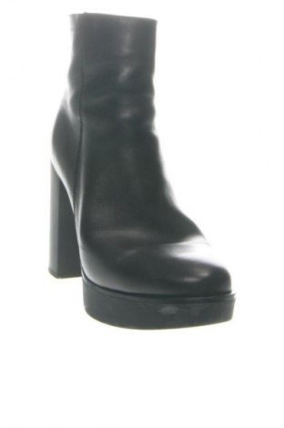 Γυναικεία μποτάκια Unbranded, Μέγεθος 38, Χρώμα Μαύρο, Τιμή 32,99 €