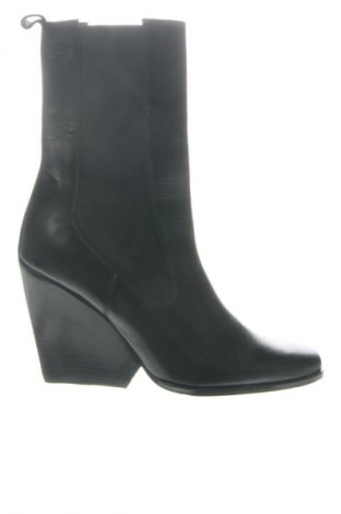 Γυναικεία μποτάκια Unbranded, Μέγεθος 40, Χρώμα Μαύρο, Τιμή 63,00 €