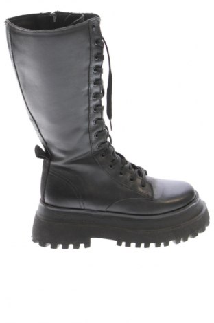 Γυναικείες μπότες Zara, Μέγεθος 35, Χρώμα Μαύρο, Τιμή 58,00 €