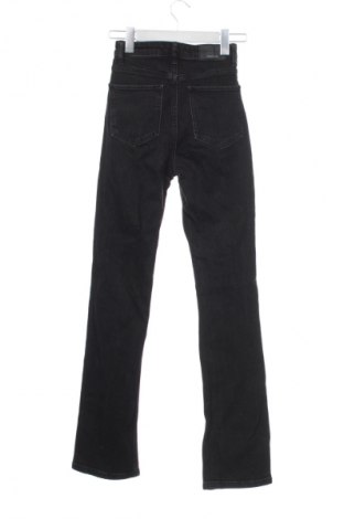 Női farmernadrág Bershka, Méret XXS, Szín Fekete, Ár 5 119 Ft