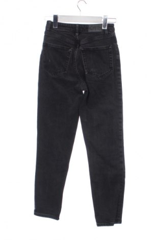 Γυναικείο Τζίν Bershka, Μέγεθος XS, Χρώμα Μαύρο, Τιμή 10,79 €