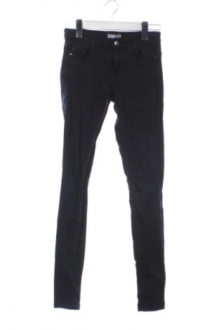 Γυναικείο Τζίν Bershka, Μέγεθος XS, Χρώμα Μαύρο, Τιμή 12,99 €