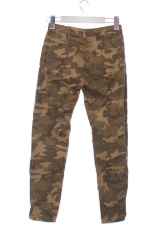 Dámské džíny  Bershka, Velikost S, Barva Vícebarevné, Cena  159,00 Kč