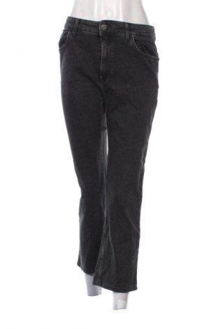 Γυναικείο Τζίν Bershka, Μέγεθος L, Χρώμα Μαύρο, Τιμή 17,99 €