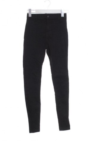 Γυναικείο Τζίν Bershka, Μέγεθος XXS, Χρώμα Μαύρο, Τιμή 15,00 €