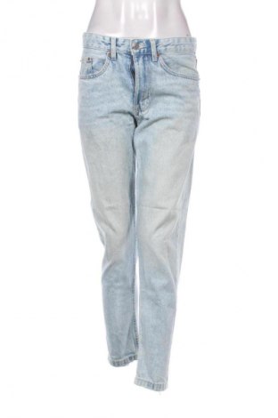 Dámské džíny  Bershka, Velikost M, Barva Modrá, Cena  425,00 Kč