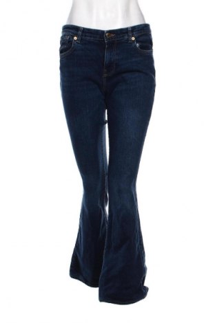 Дамски дънки Bershka, Размер L, Цвят Син, Цена 10,22 €