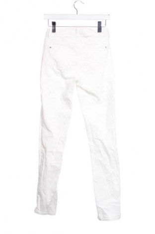 Γυναικείο Τζίν C&A, Μέγεθος XS, Χρώμα Λευκό, Τιμή 6,99 €