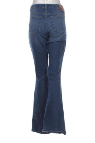 Дамски дънки Diesel, Размер XL, Цвят Син, Цена 53,00 €