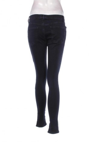 Damskie jeansy J Brand, Rozmiar M, Kolor Niebieski, Cena 166,85 zł