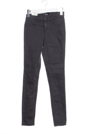 Γυναικείο Τζίν Jay Jays, Μέγεθος S, Χρώμα Γκρί, Τιμή 13,99 €