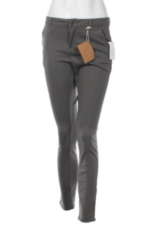 Dámské džíny  Love, Velikost S, Barva Zelená, Cena  369,00 Kč