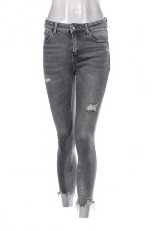 Damskie jeansy M.Sara, Rozmiar M, Kolor Szary, Cena 79,15 zł